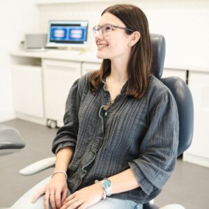 PUS EN LA ENCÍA (1)